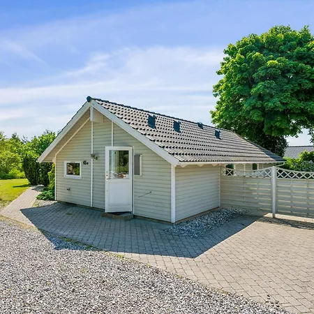 Lovely Near Ebeltoft, Holiday home *